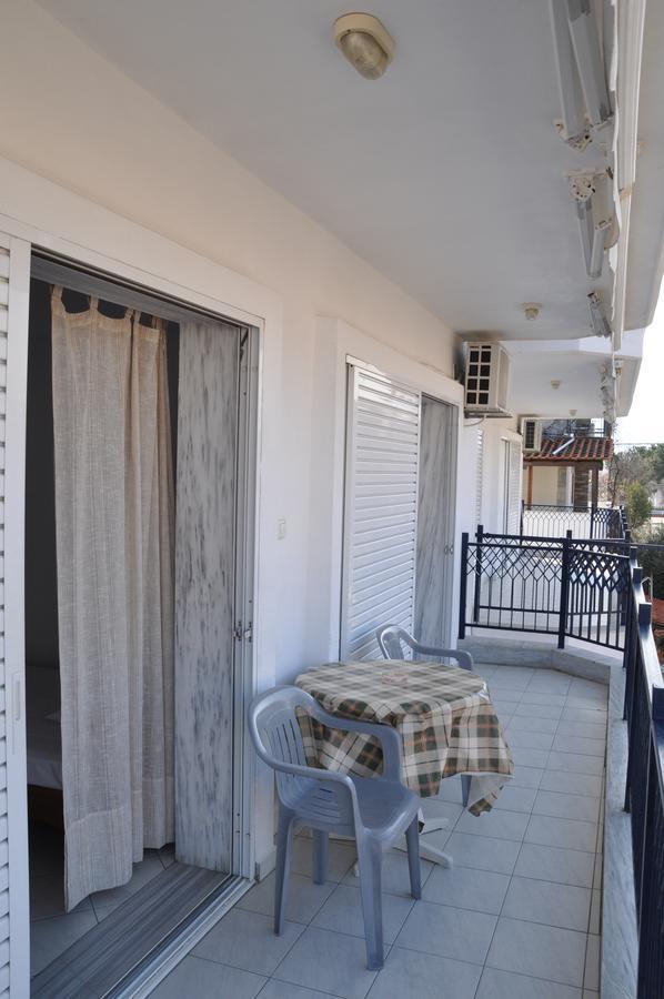 וראסנה Apartments Stavroula Ηospitality מראה חיצוני תמונה
