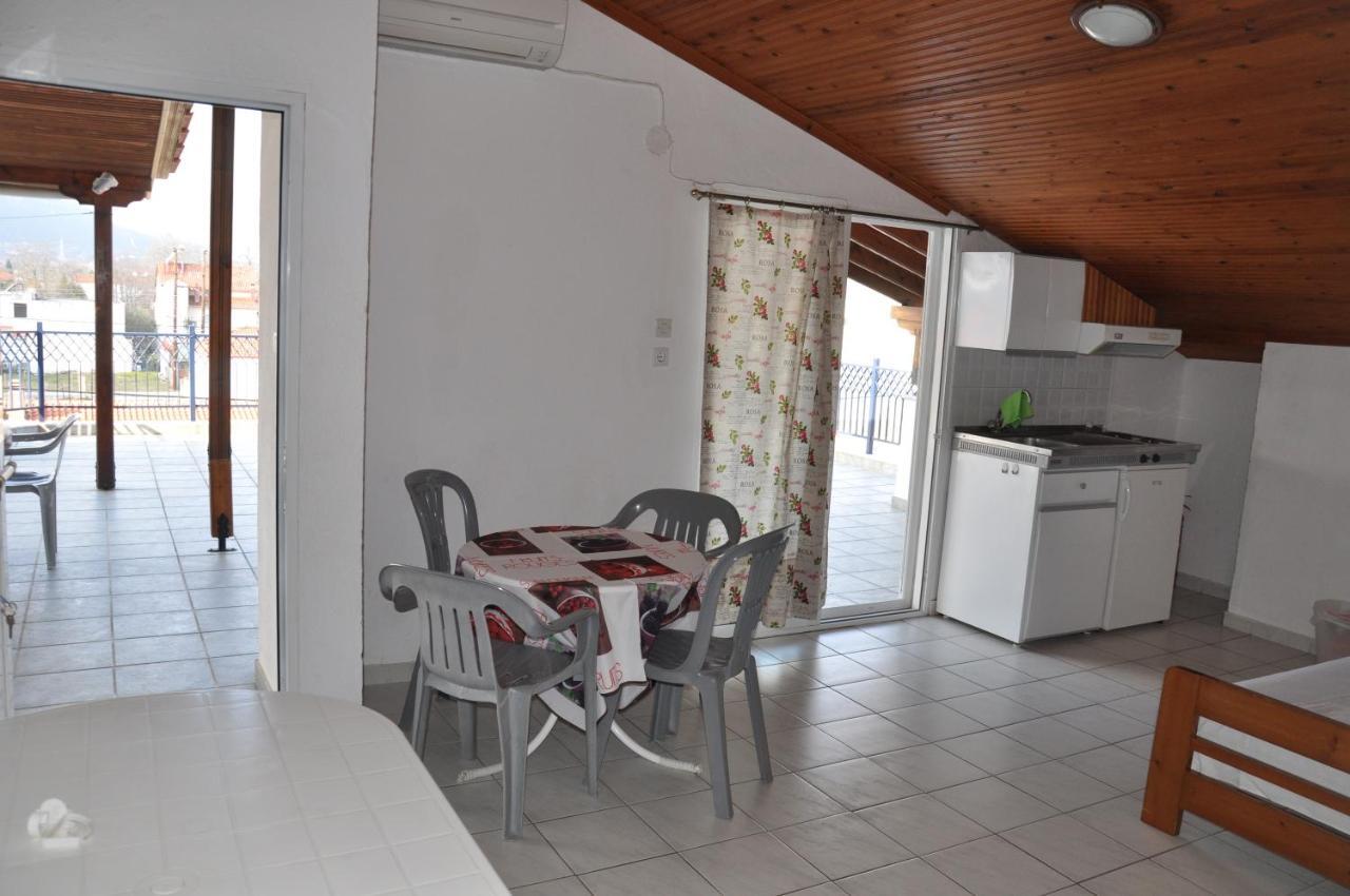 וראסנה Apartments Stavroula Ηospitality חדר תמונה